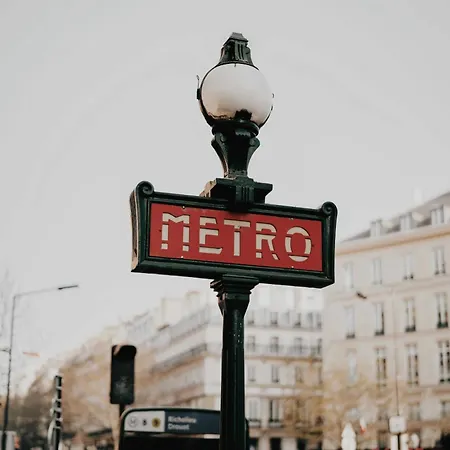 Charming Near Sacre Coeur * Paris