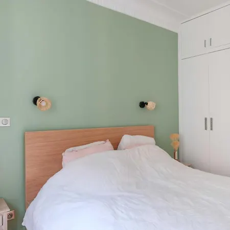 Apartment Charming Near Sacre Coeur